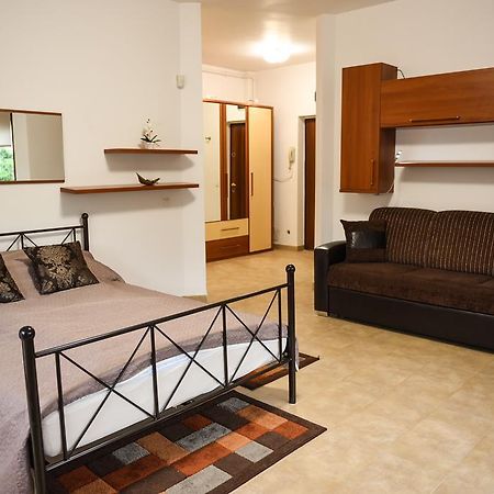 Modern Apartment Near City Center Cluj-Napoca Extérieur photo